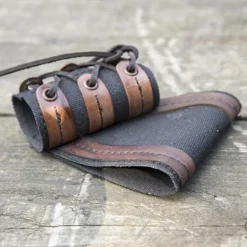 Epic Armoury RFB LARP, Porte-épée De Poignard, Brun Noir 8 Epic Armoury RFB LARP, Porte-épée De Poignard, Brun Noir -L'Épée Noble Soldes rfb larp porte epee de poignard brun noir 2